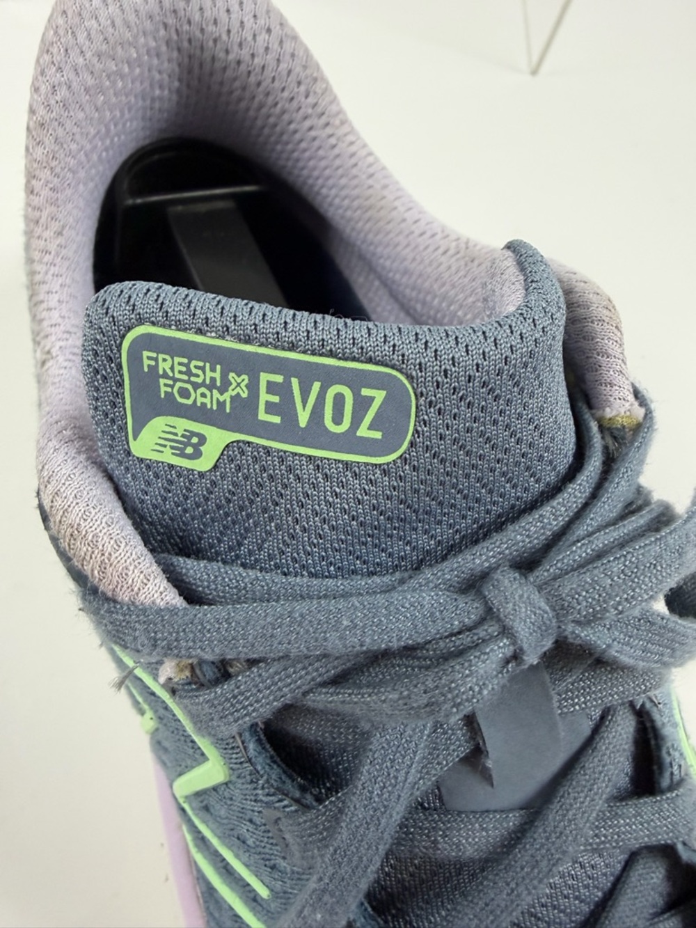 New Balance Fresh Foam X EVOZ Women's Gray Knit Running Shoes with Lime Accents - Picture 9 of 9